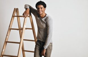 ¿Puedo llevar mi escalera en el coche?