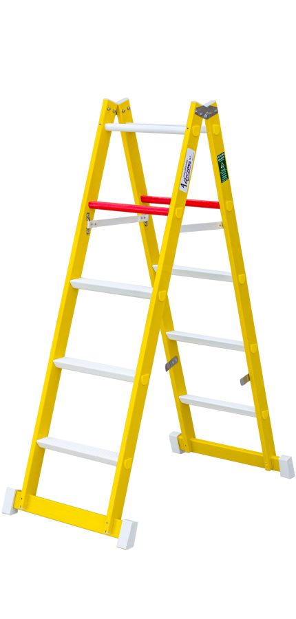 Escalera de tijera con peldaño ancho