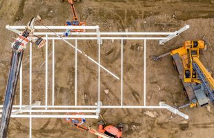 Escaleras y drones una nueva era para la inspección y el mantenimiento