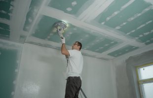 Las escaleras ideales para el sector de la construcción: resistentes, versátiles y segura