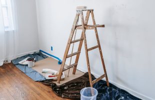 Por qué seguimos fabricando escaleras de madera