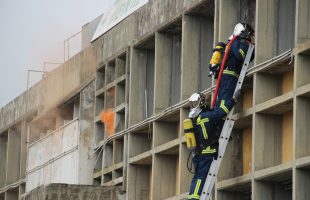 Todo lo que debes saber sobre escaleras telescópicas